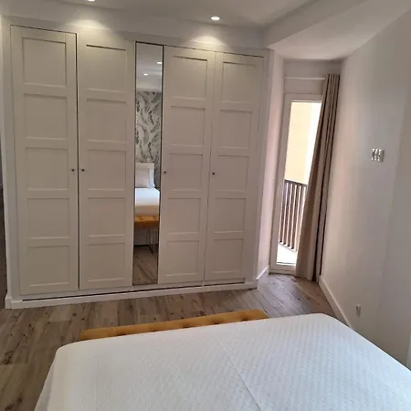 شقة Paseo Maritimo فوينخيرولا